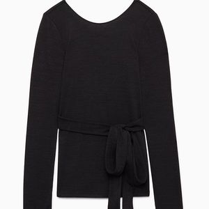 Aritzia • Wilfred Free • Sekula Shirt